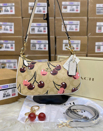 Coach Teri Shoulder Bag In Signature Canvas