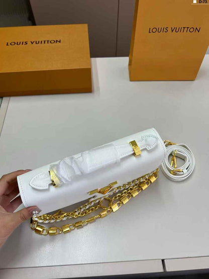 Louis Vuitton Wallet On Chain Capucines