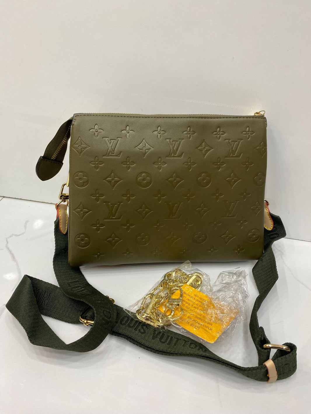 Louis Trie Crossbody