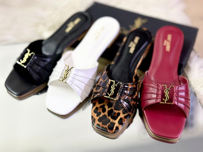 Ysl Logue Flat slippers