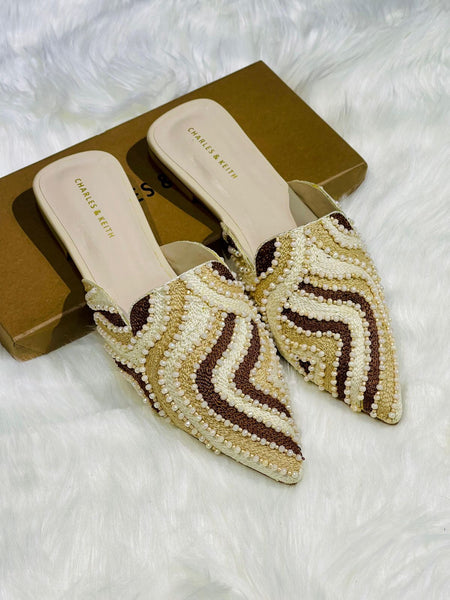 NEW ARRIVAL CHARLES & KEITH EMBROIDERED PUMPS