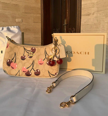 Coach Teri Shoulder Bag In Signature Canvas