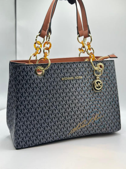 Michael Kors Jet Set Chain Handbag