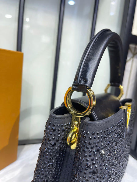 Louis Vuitton Capucines Mini