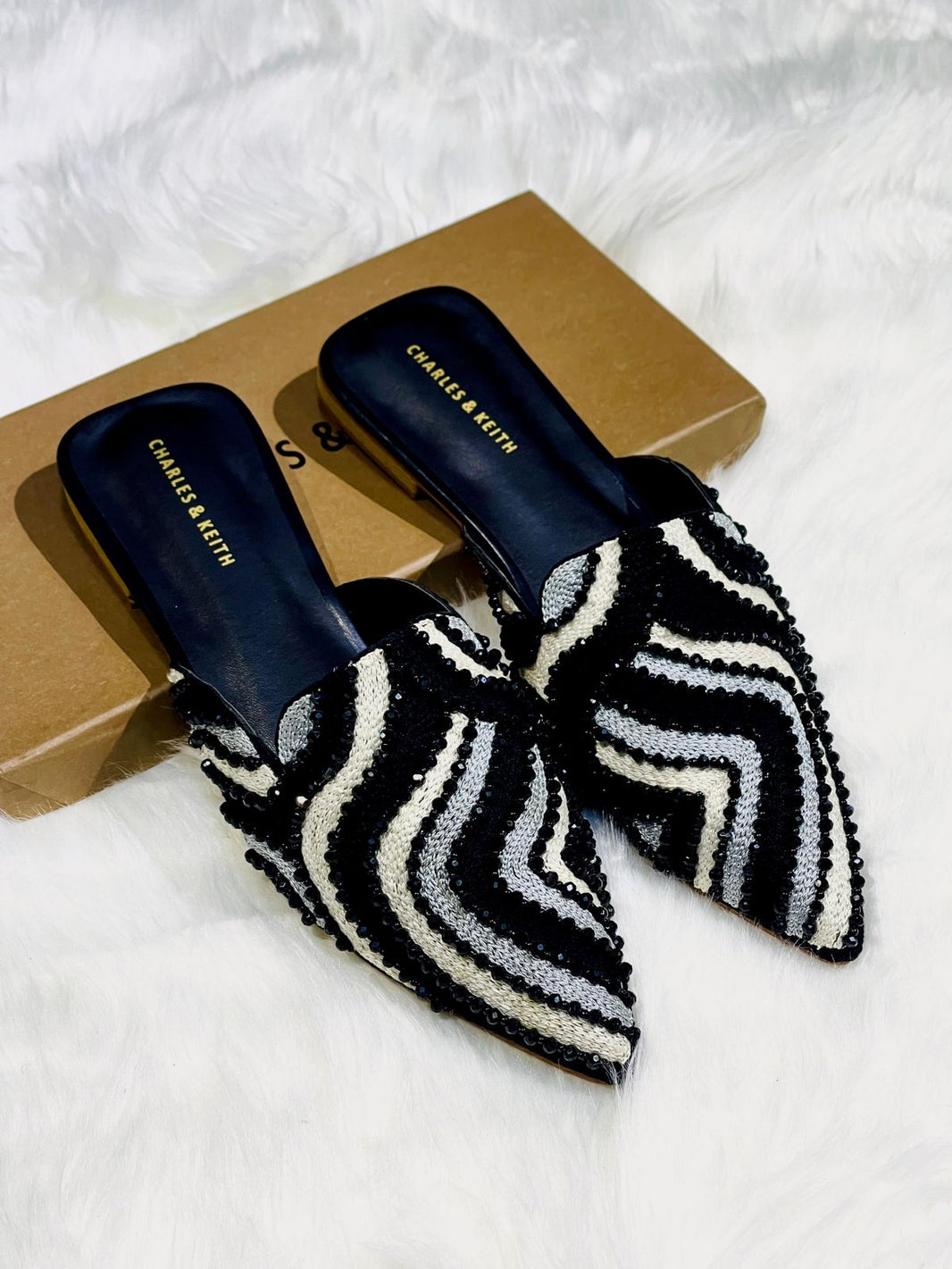 NEW ARRIVAL CHARLES & KEITH EMBROIDERED PUMPS