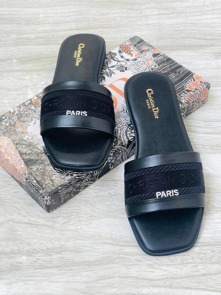 Cd Embroided Signature Flats