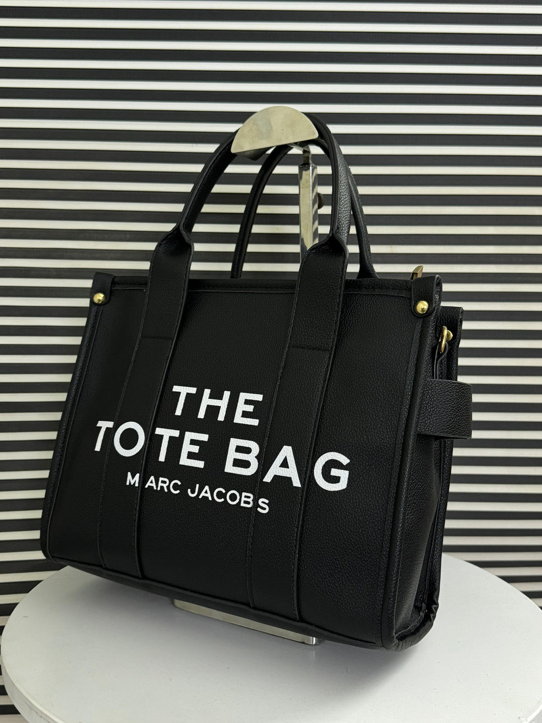 Marc Jacob Cowhide Leather Crafted Tote Solids