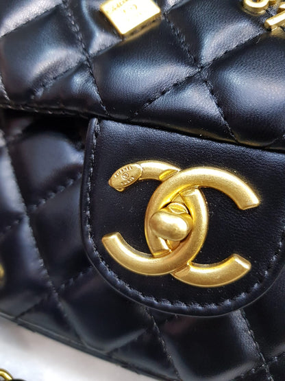 Chanel 21S Charms Medium Flap bag