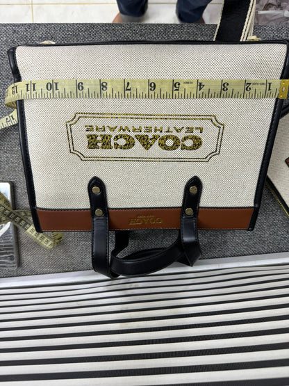 Coach Field Tote Bag w Pouch