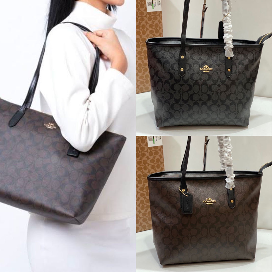Coach Signature Tote Bag