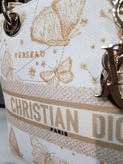DIOR’ Medium Lady D-Lite Bag