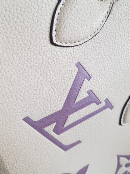 Louis Vuitton OnTheGo PM