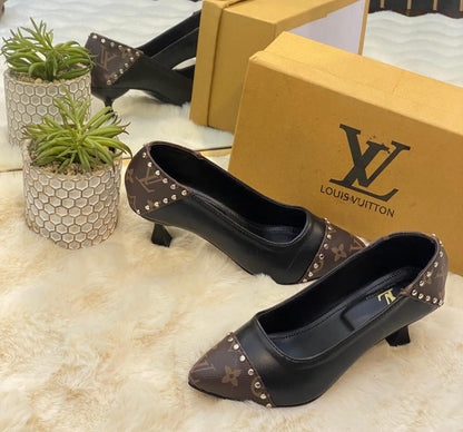 Lv Charlie Court Shoe