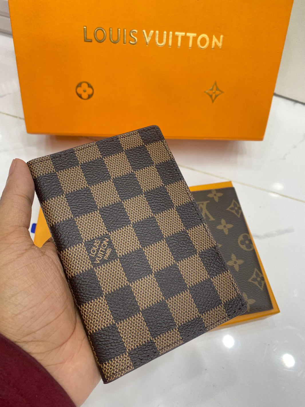 Lv Gucci