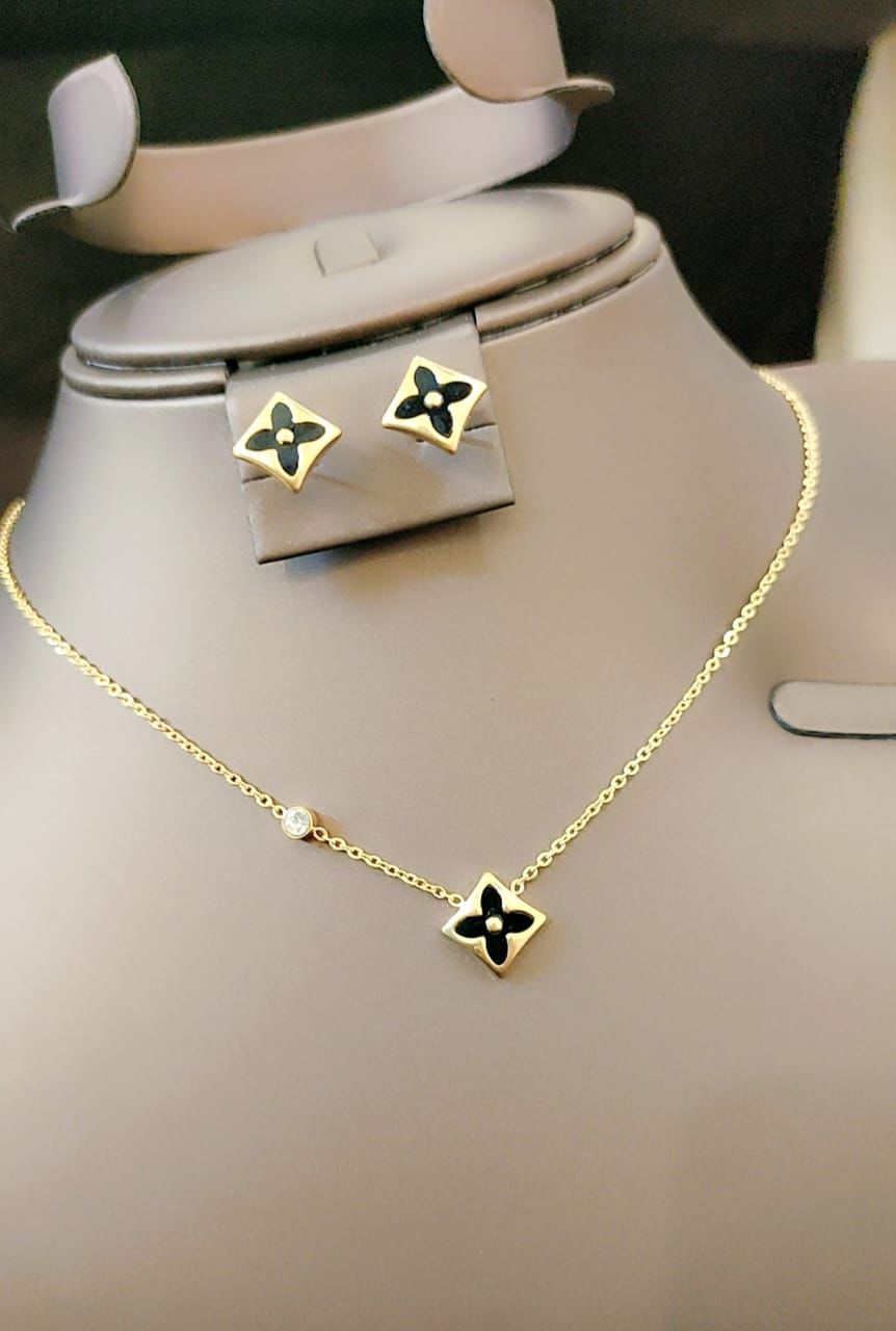 Elegant Necklace & Earrings sets