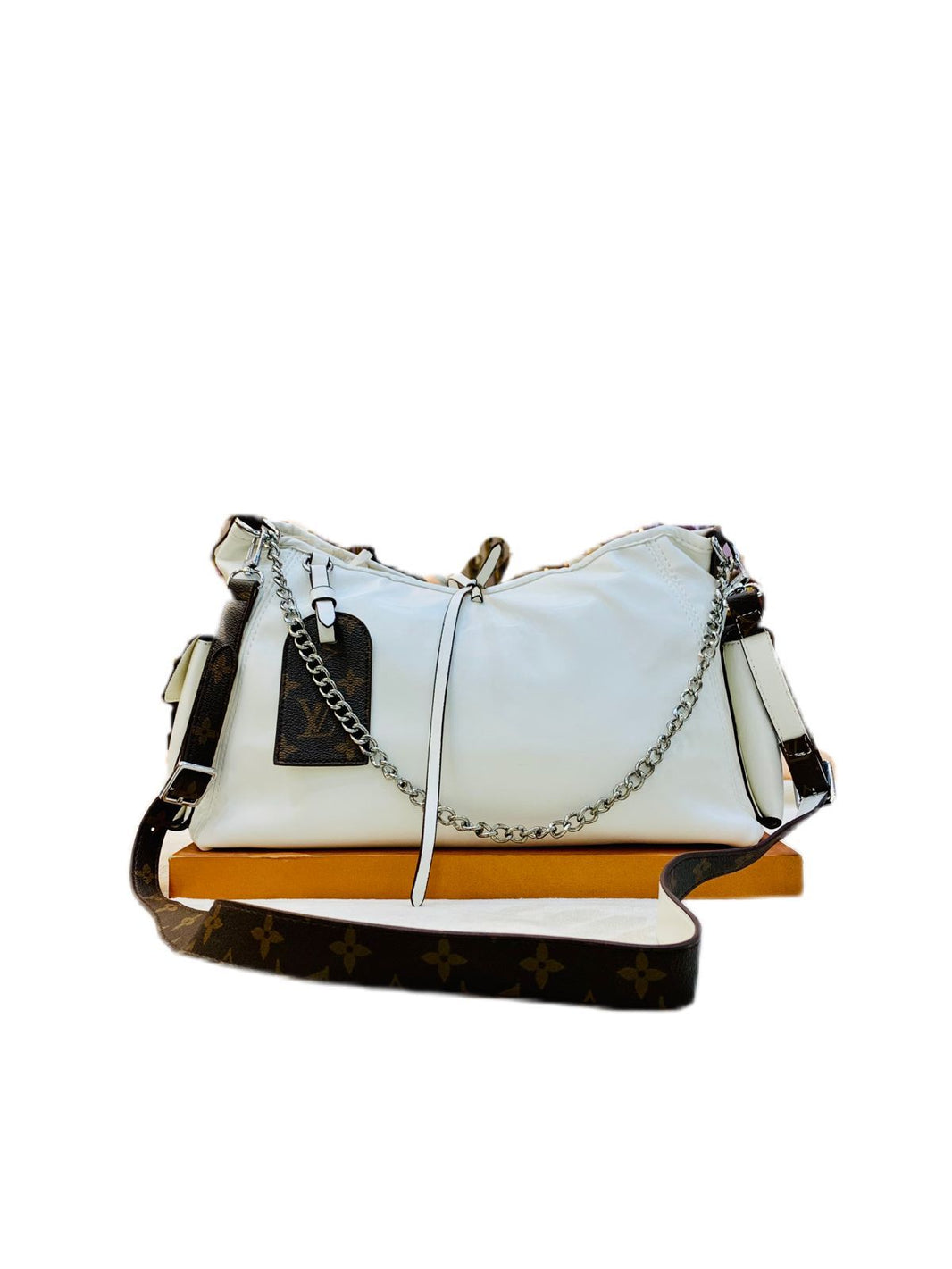 Beacon Crossbody Coach