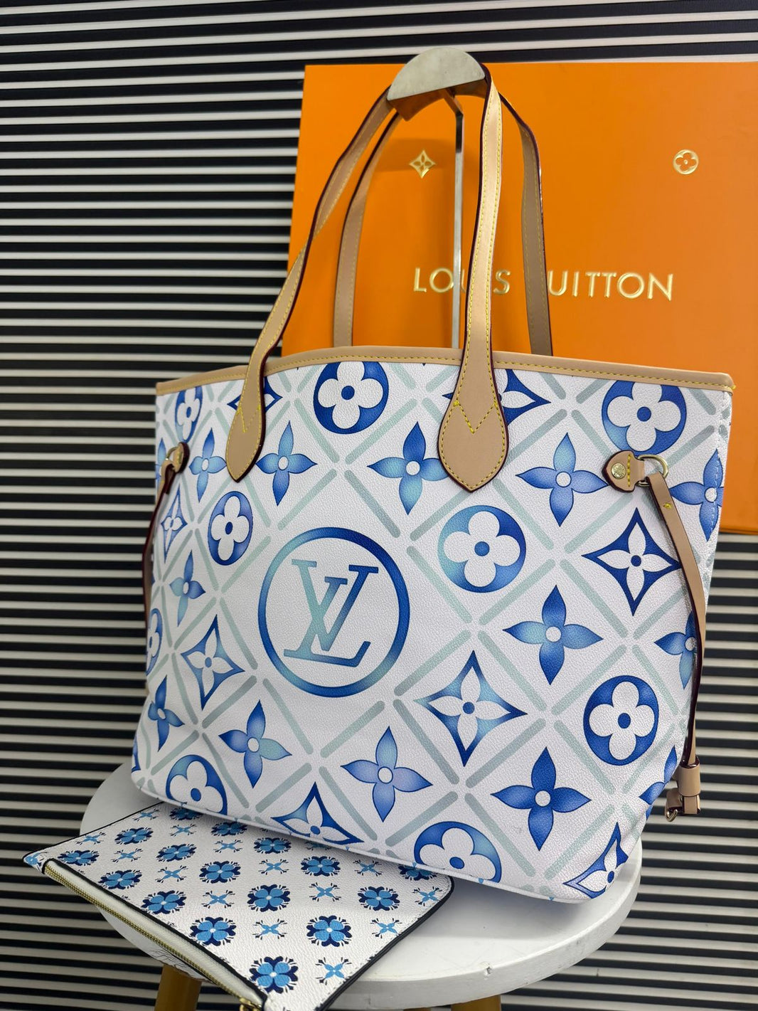 Louis Vuitton Lavish Cross Body Bags