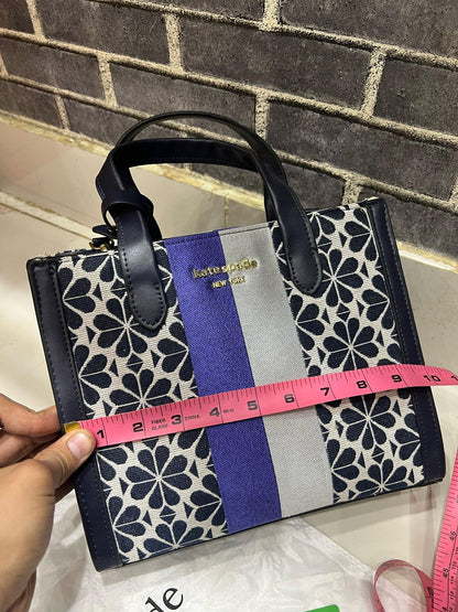 Jacquard Stripe Manhattan