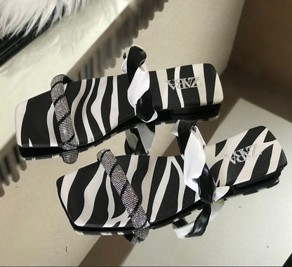 Zara Eluxe Flat Slippers