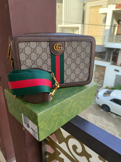 Gucci Gg Supreme Messenger Bag