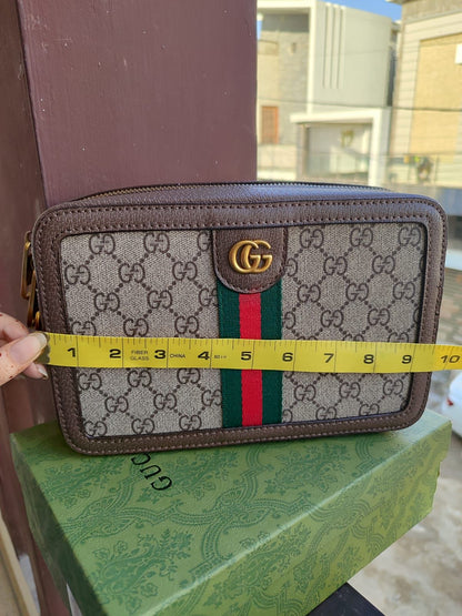 Gucci Gg Supreme Messenger Bag