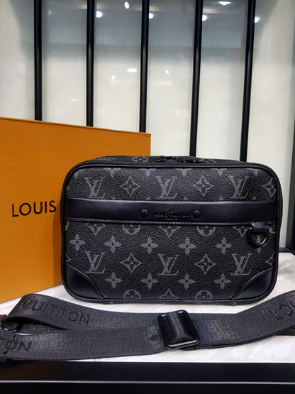 Louis Vuitton Alpha Wearable Wallet
