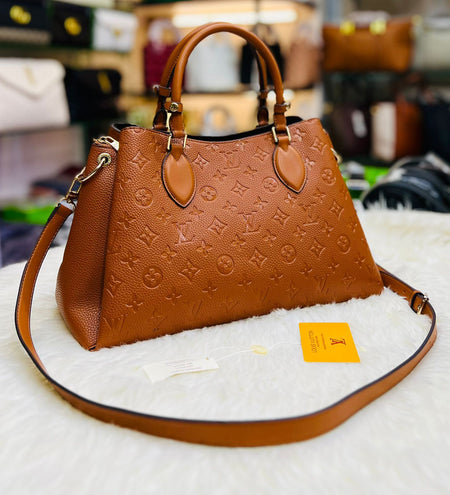 Louis Vuitton Solid V Handbag