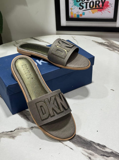 Dkny Signature Flats