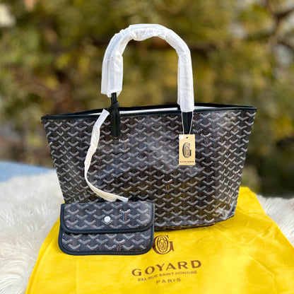 Goyard Pouch Bag