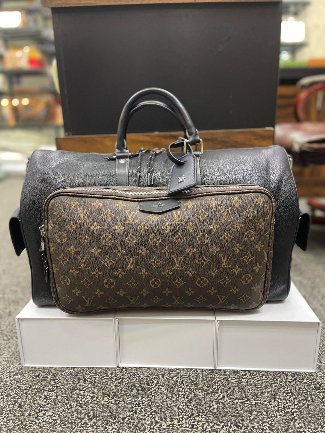 Louis Vuitton Keepall Bandoulière 50 Bag