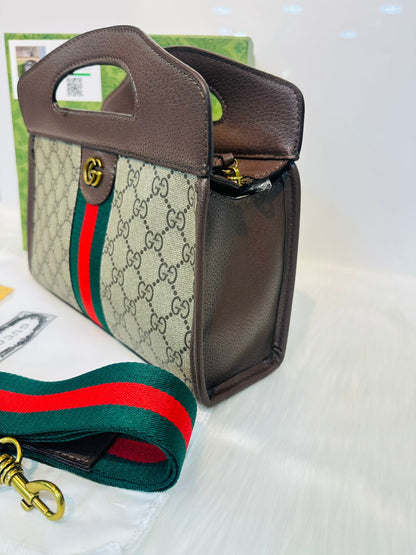 Gucci Signature Hh Bag
