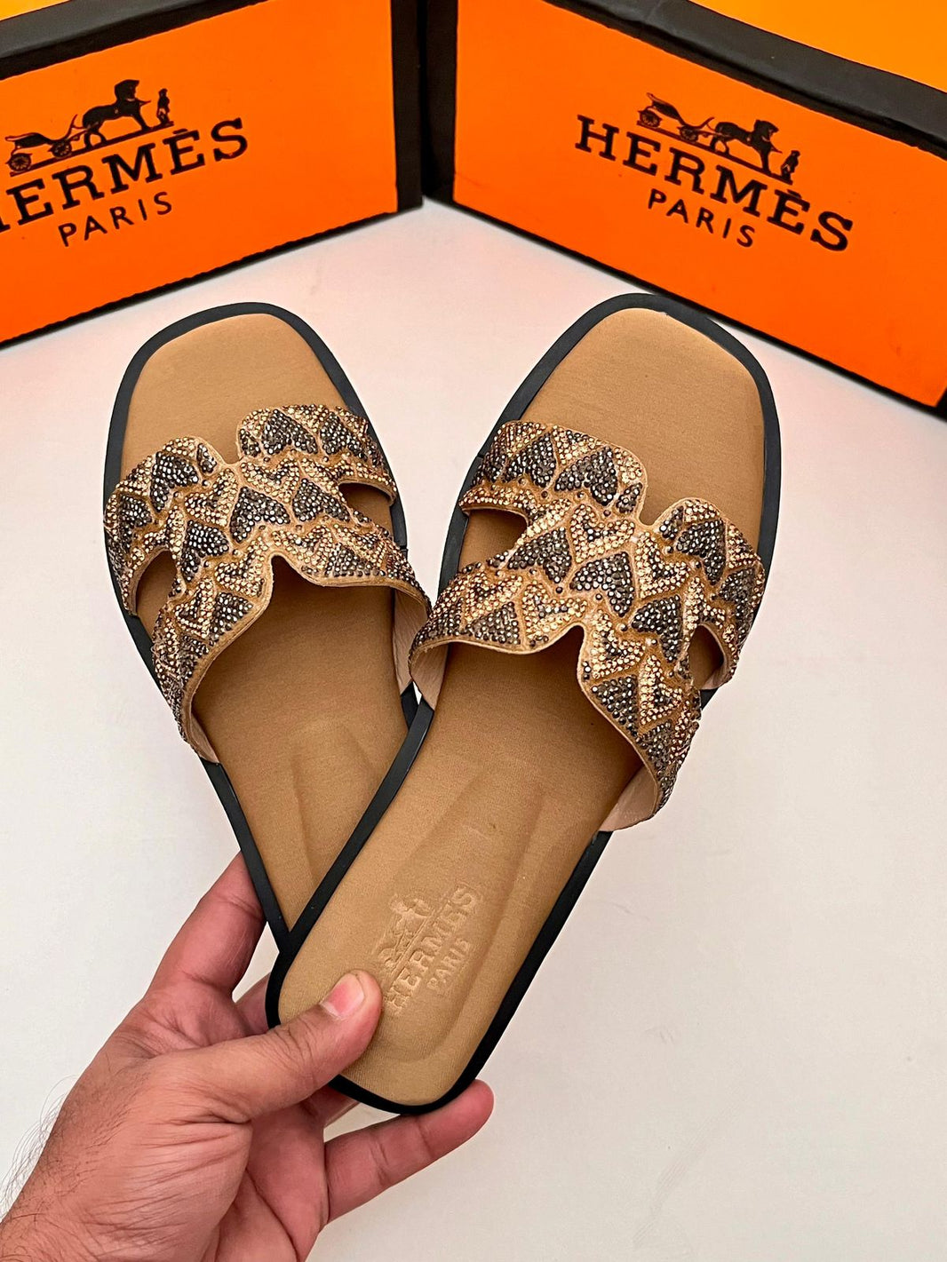 Hermes Nisa Flats