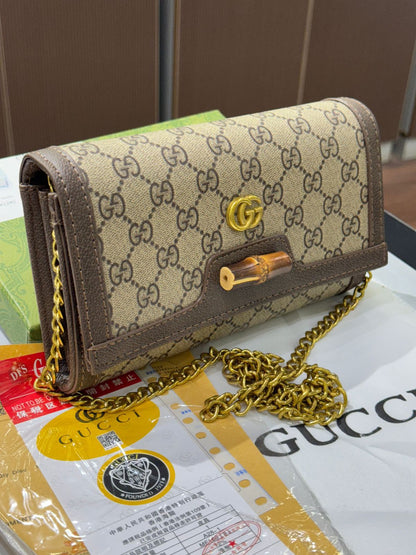 Gucci Diana Bamboo Bag