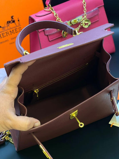 Hermes kelly Signature Bag