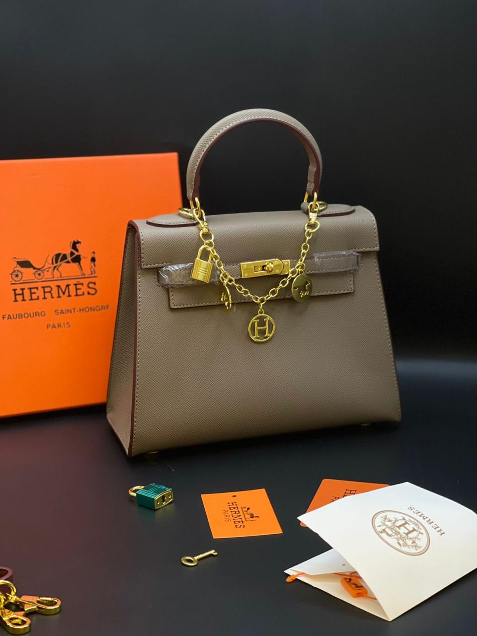 Hermes kelly Signature Bag