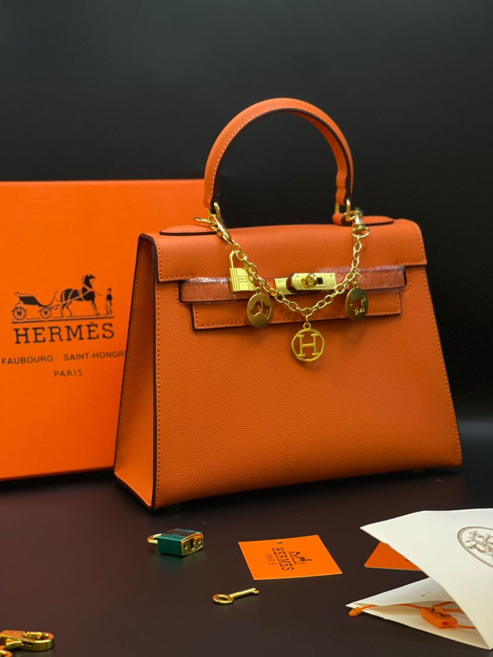 Hermes kelly Signature Bag