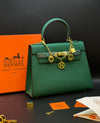 Hermes kelly Signature Bag