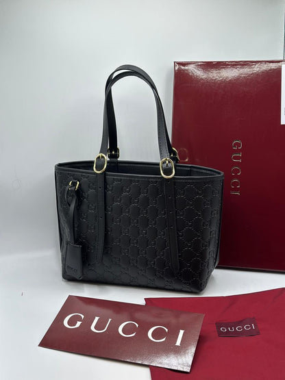 Gucci Emblem Medium Tote Bag