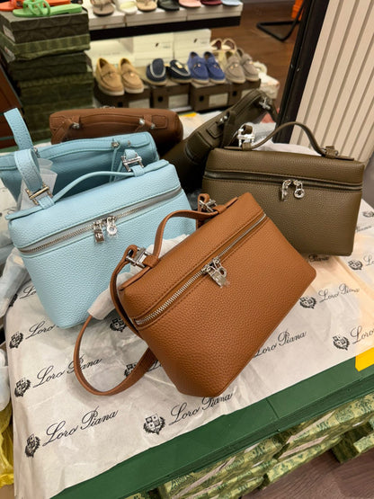 Loro L19 Handbag