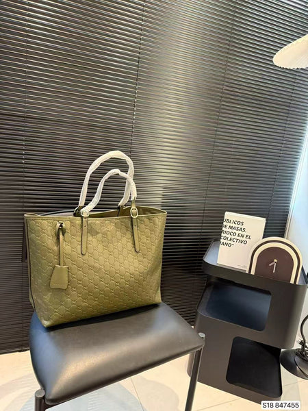 Gg Tote