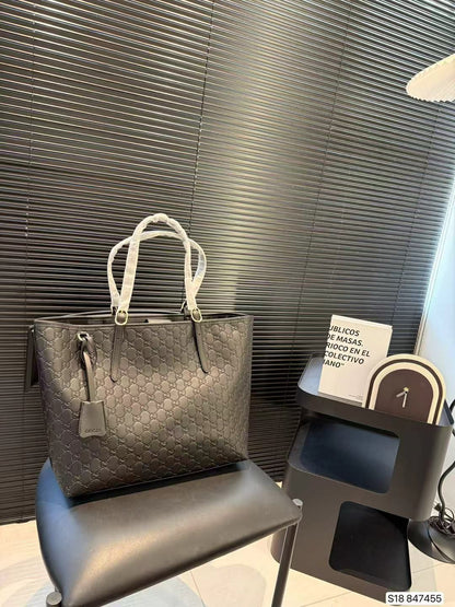 Gg Tote
