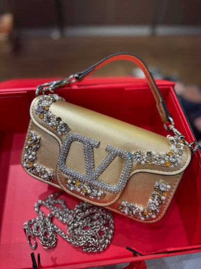 V Locò Small Shoulder Bag