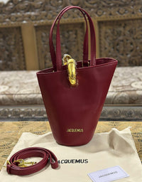 Jacquemes Bucket Bag