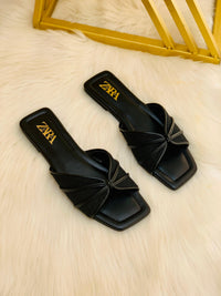 Zara Canvas Slides