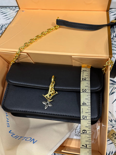 Lv Wallet On Chain Bag