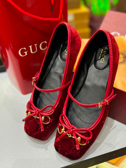 Gucci  Women Horsebit Velvet Ballet Pumps