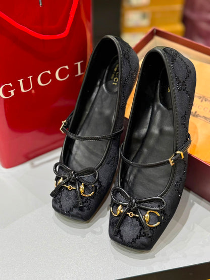Gucci  Women Horsebit Velvet Ballet Pumps