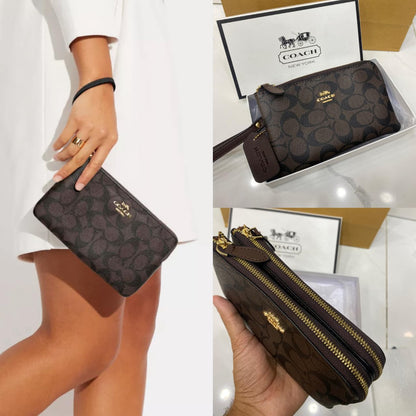 Coach Zipper Pouch Bag
