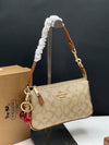 Nolita 19 In Blocked Signature Canvas