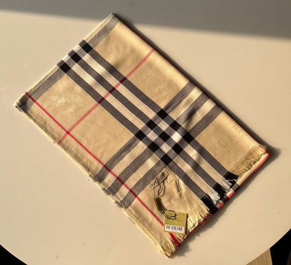 Burberry  Scarf